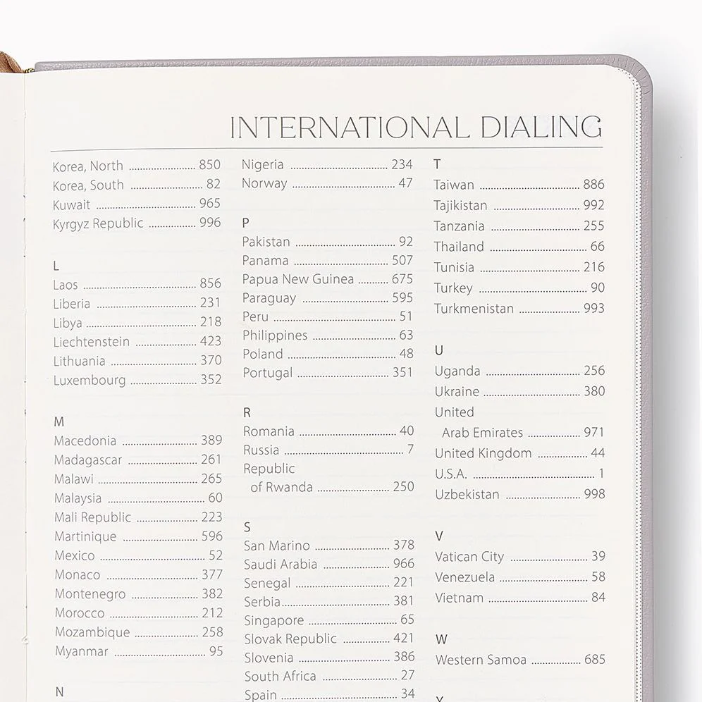 2026-2027 Leather 18-Month Weekly Desk Planner - Gray Lilac - Image 6