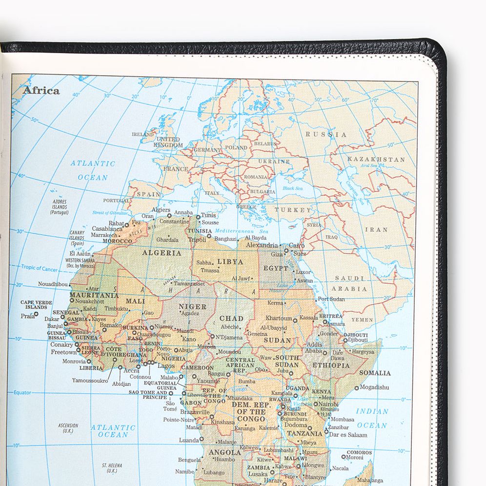 2026-2027 Leather 18-Month Weekly Pocket Planner - Black - Image 5
