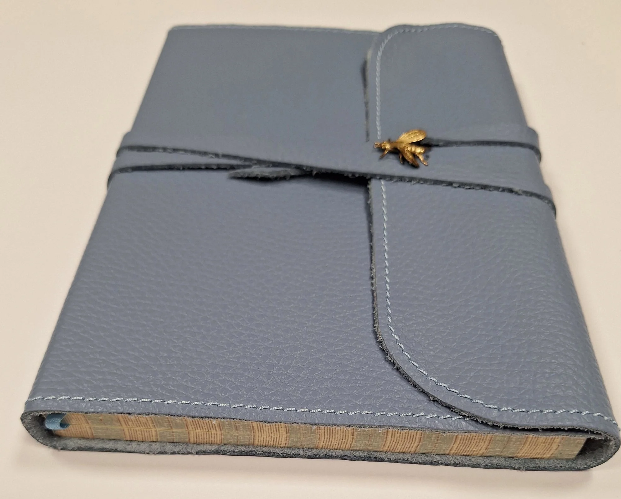 6x8 Avio Leather Journal with lace and Brass Bee ornament and IVORY edges - Image 3