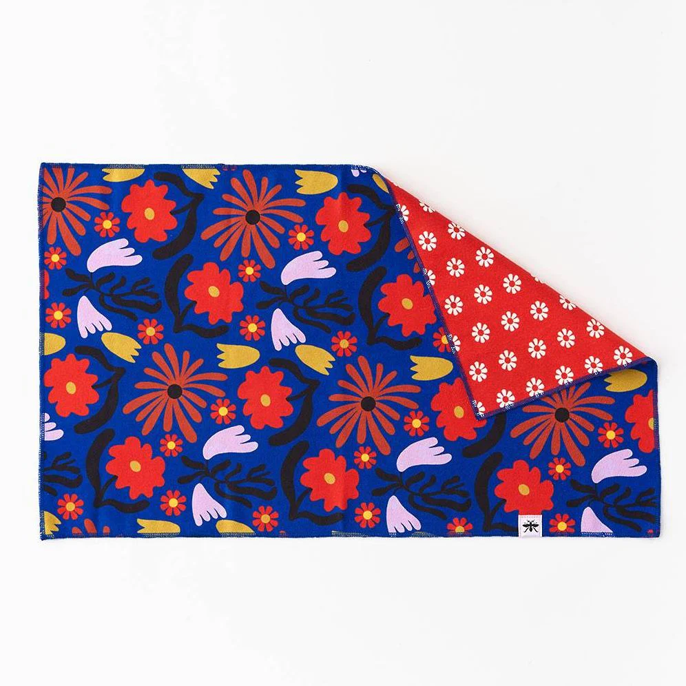 Bold Floral Sport Towel - Image 7