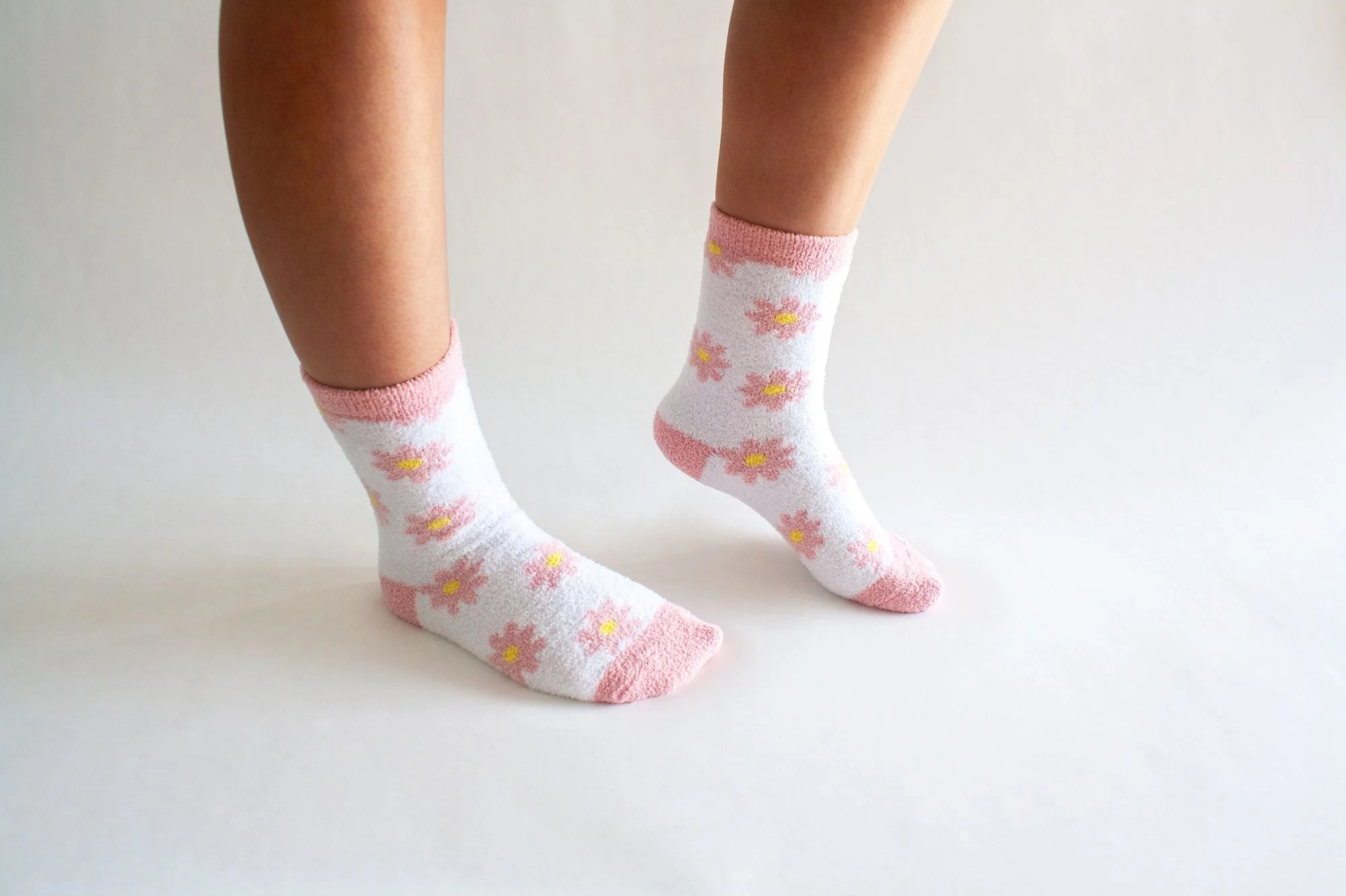 Daisy Fuzzy Crew Socks - Image 3