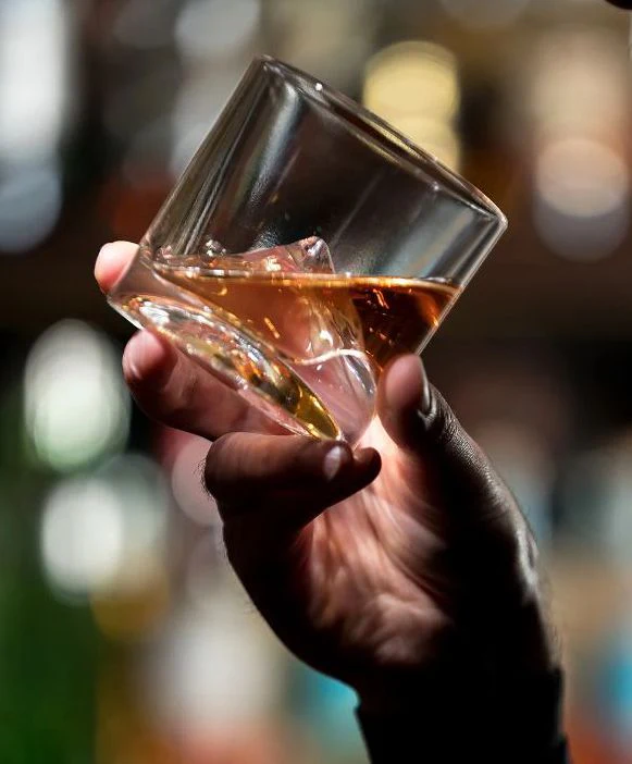Everest Whiskey Glasses Set of 2 - Image 3