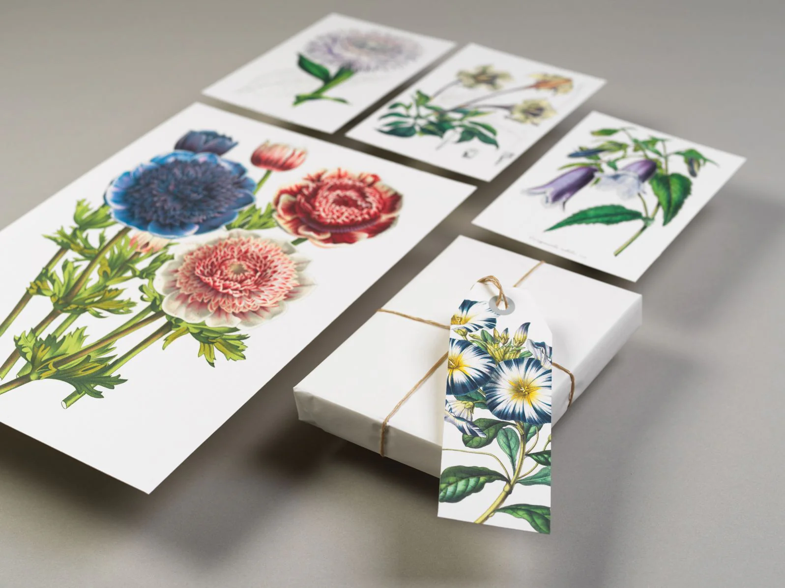Flowers Papercraft Book - Image 2