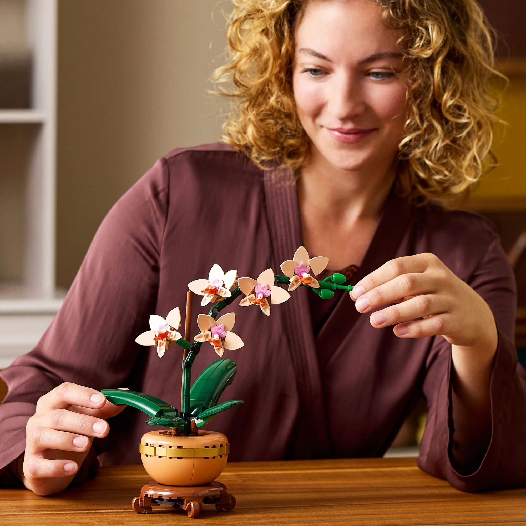 LEGO Botanicals Mini Orchid 10343 - Image 4