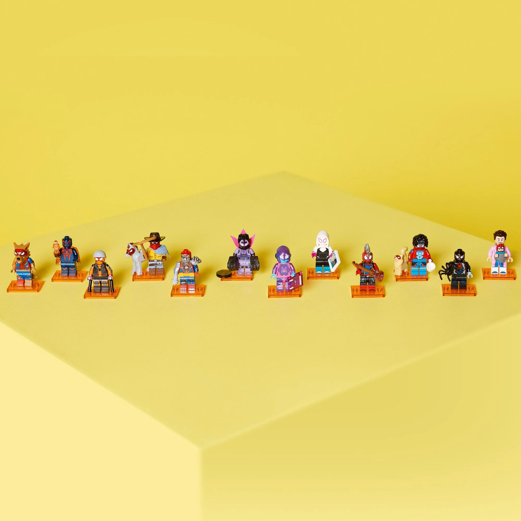 LEGO Minifigures Spider-Man: Across the Spider-Verse 71050 - Image 3