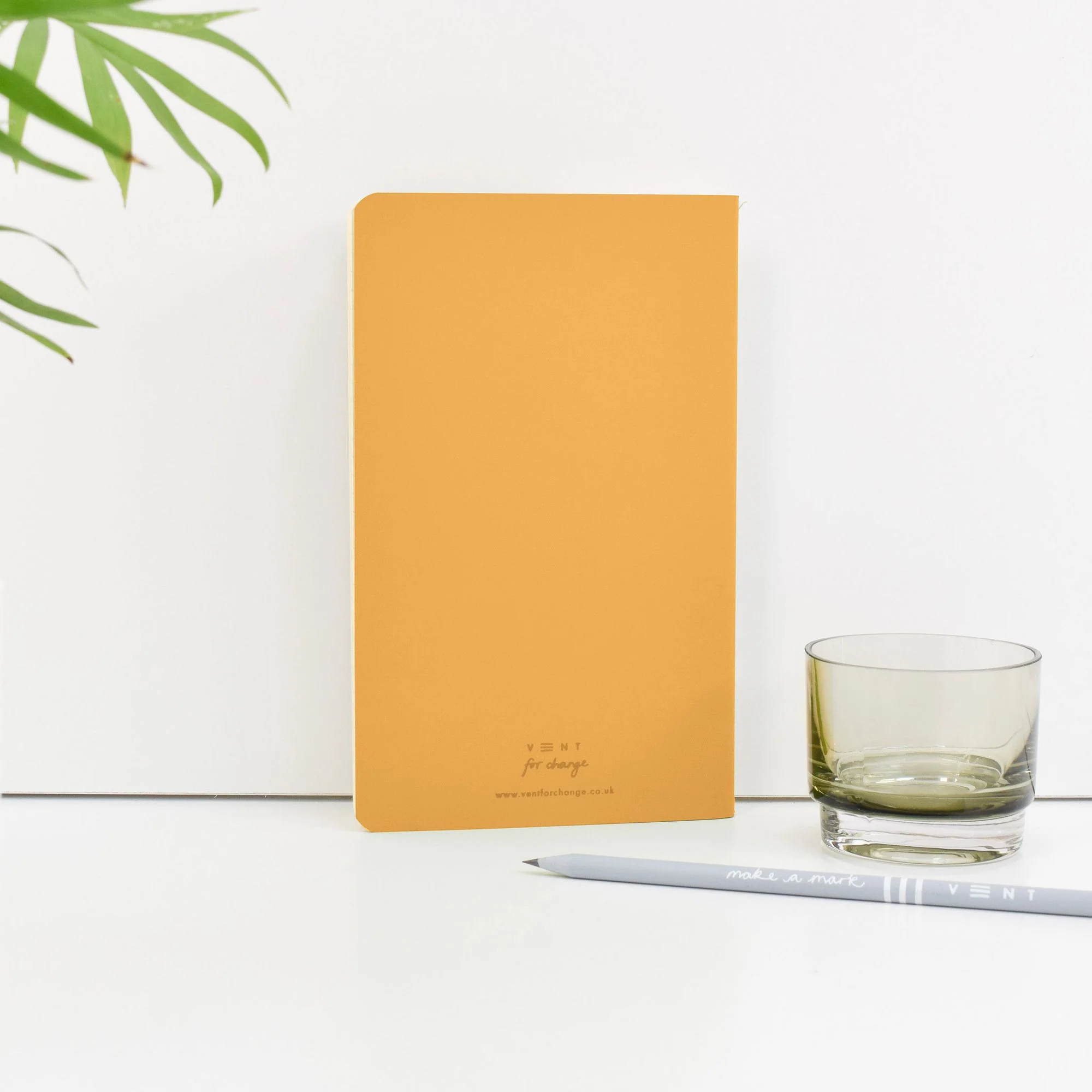 MAKE A MARK Medium Lined/Plain Notebook Yellow - Image 3