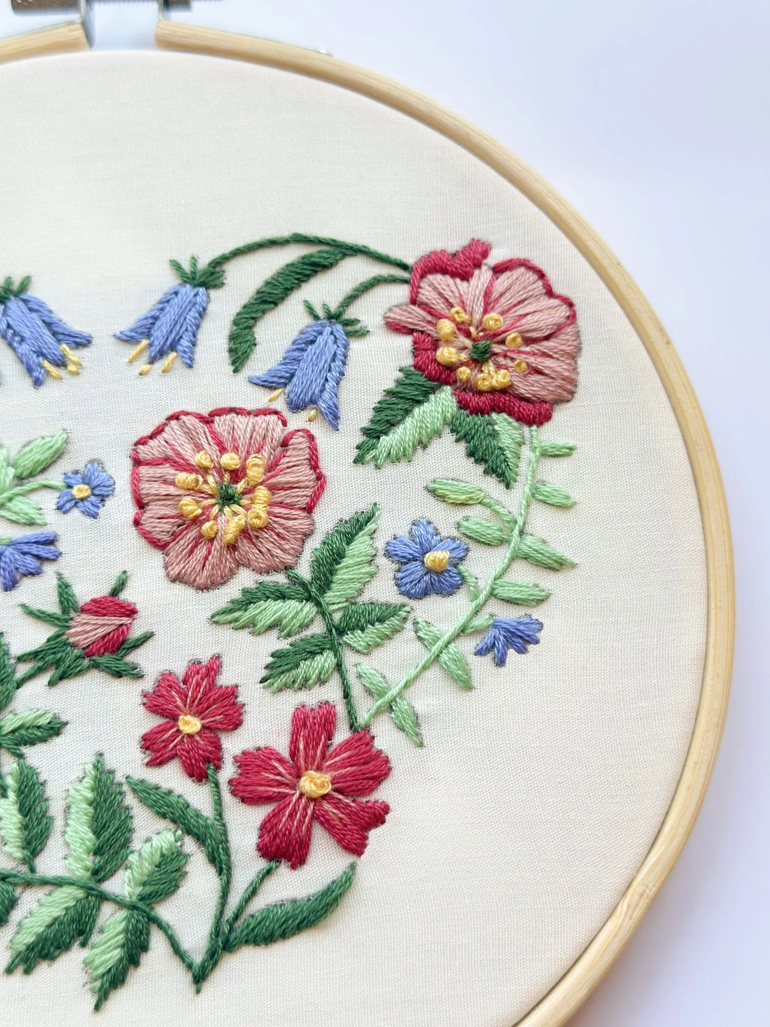 MakeBox & Co. Wild at Heart Embroidery Kit 6 inch - Image 2