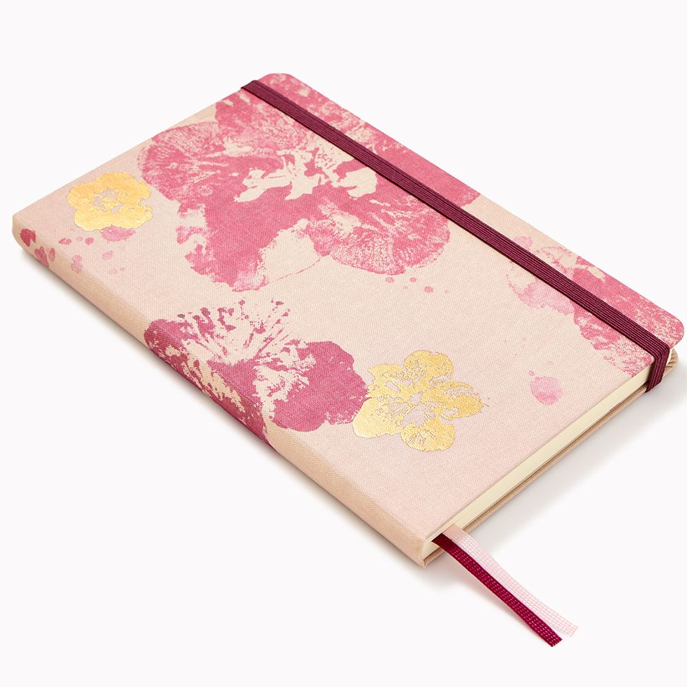 Moleskine Limited Edition Sakura 2026 Blossom Notebook, Hard Cover, Large (5" x 8.25") Ruled/Lined, Pink with Gold Accents, 176 pages - Image 2