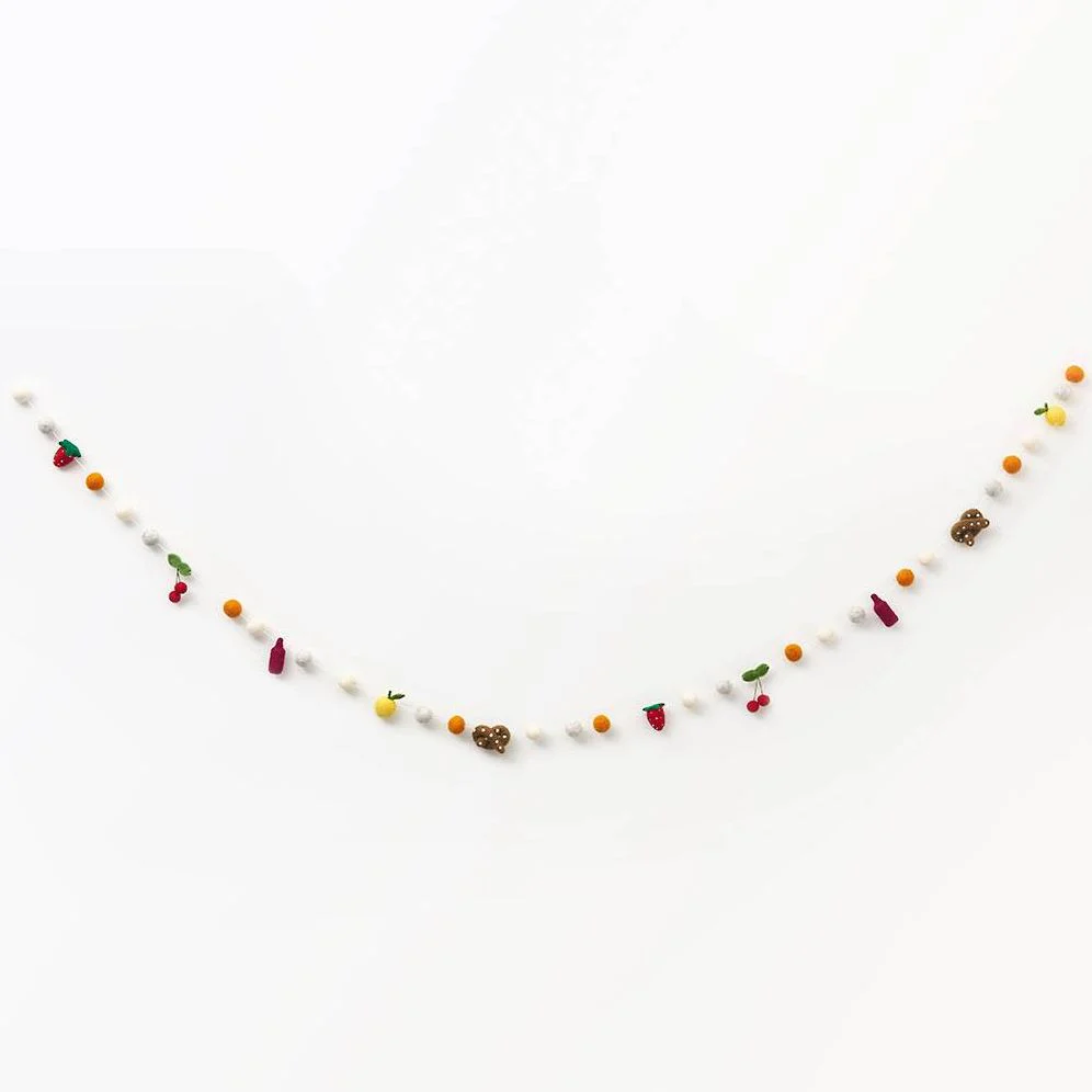 Picnic Party Felt Garland - Image 2