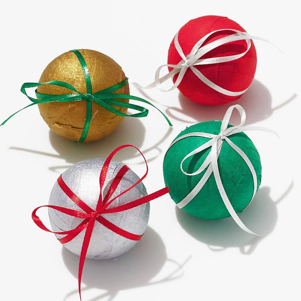 Present Surprise Balls