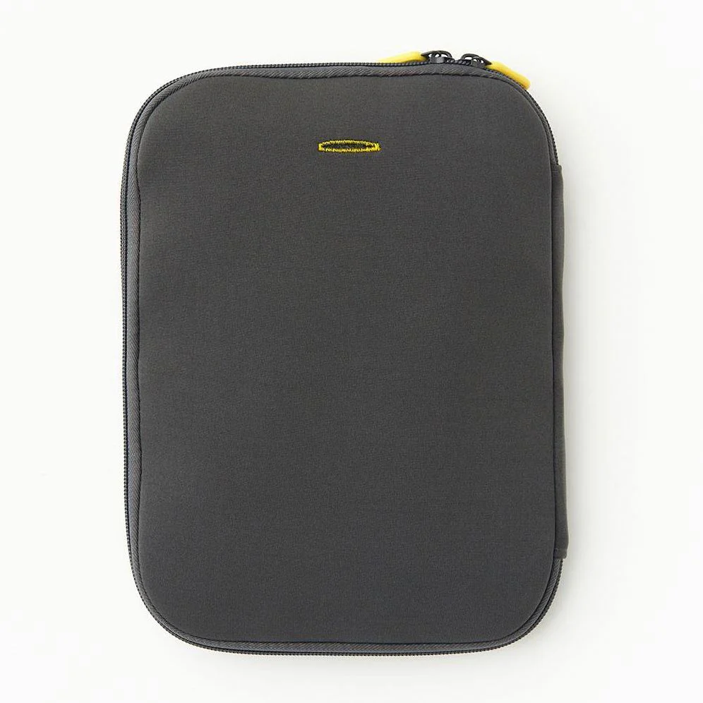 Quilted Tech Pouch - Image 5