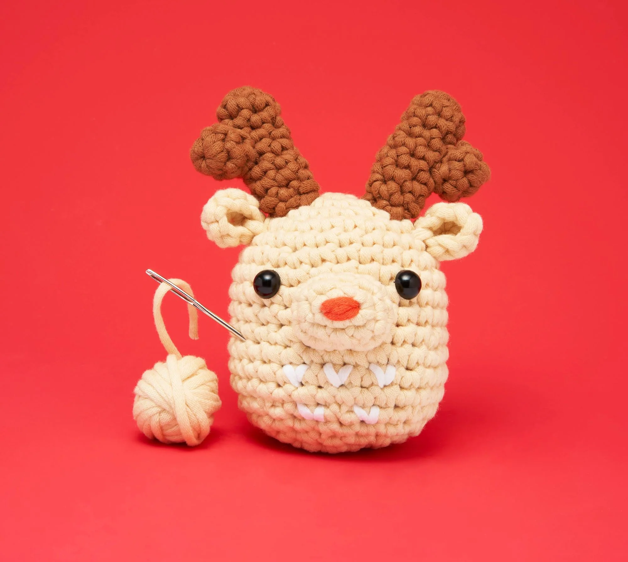 Ralph the Reindeer, The Woobles Beginner Crochet Kit - Image 2