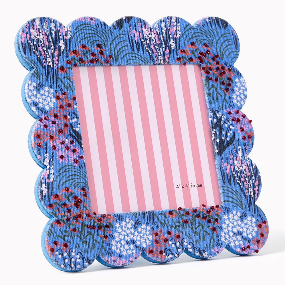 Scalloped Beaded Picture Frame - Image 2