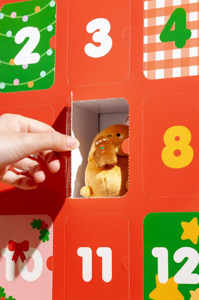 Smoko Friends Plush Advent Calendar - Image 4