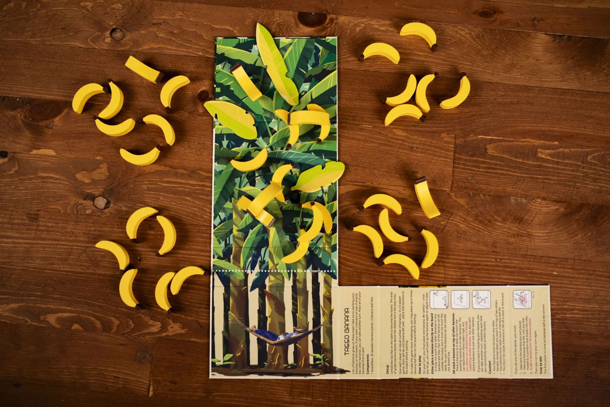 Tasso Banana by Junghee Choi, Philippe Proux - Image 4
