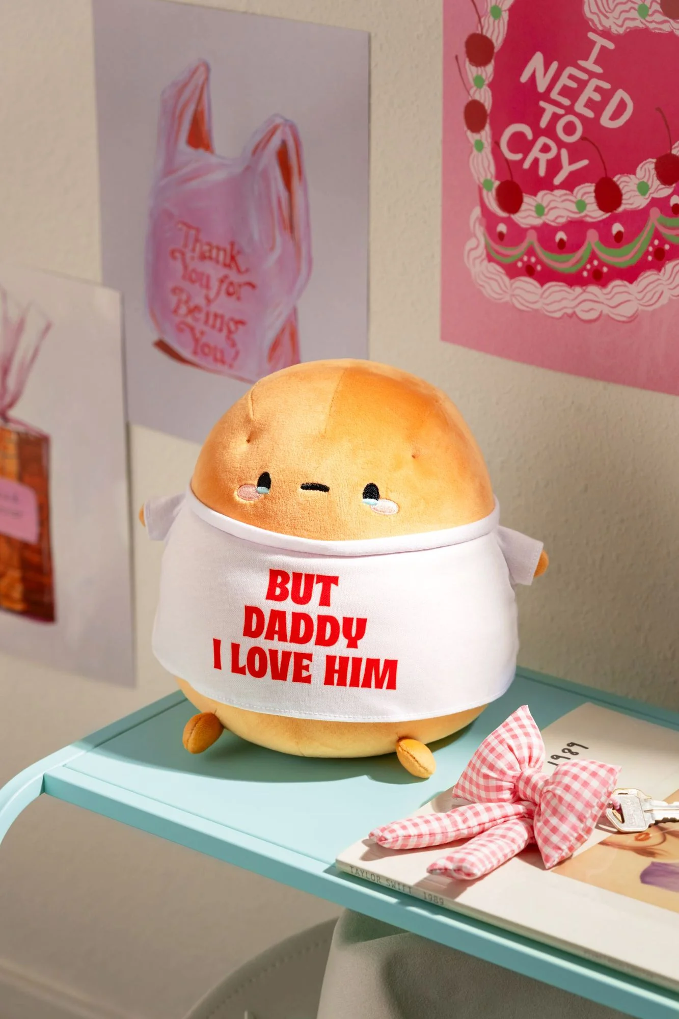 Tayto 8" Swiftie Mochi Plush - Image 2