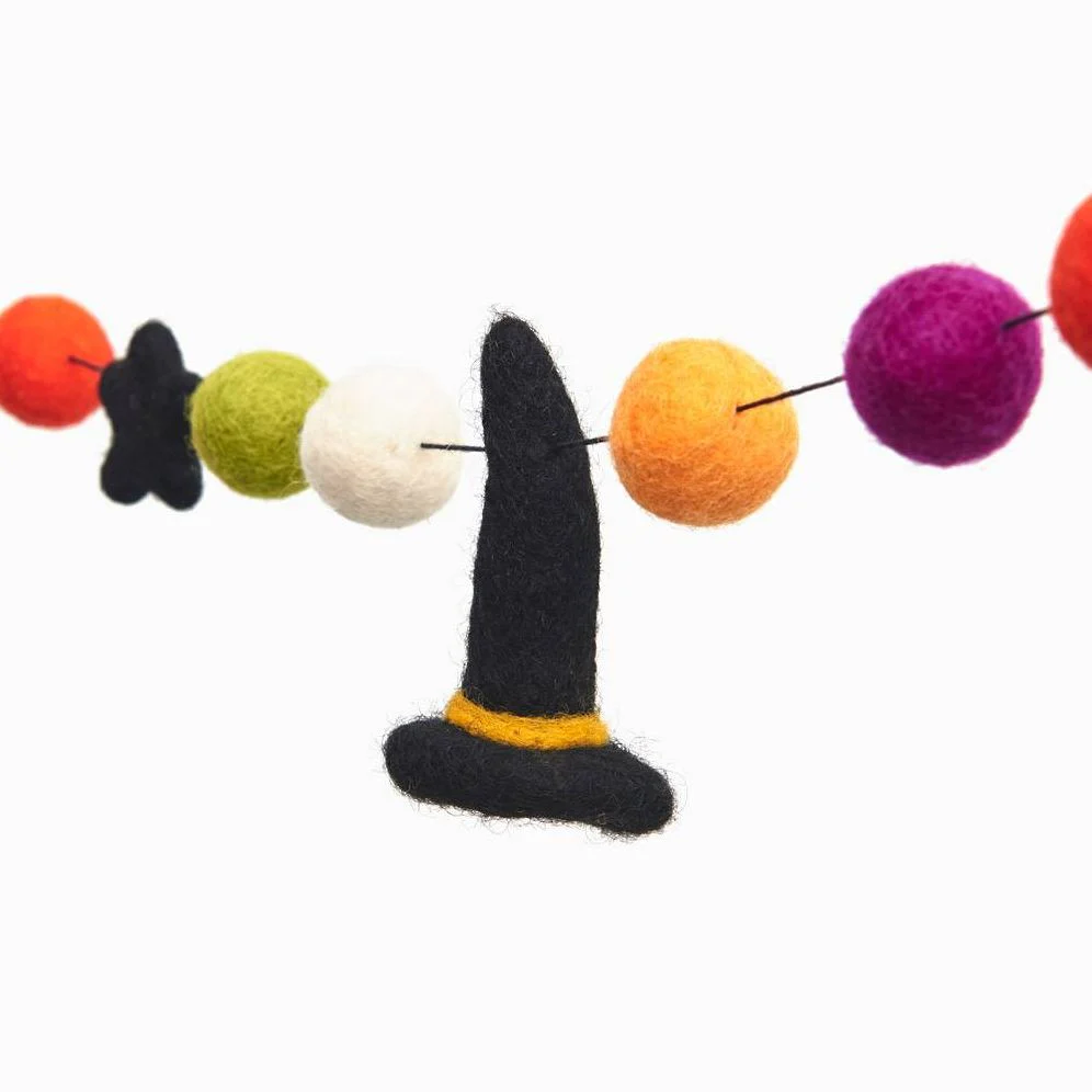 Witch Hat Felt Garland - Image 3
